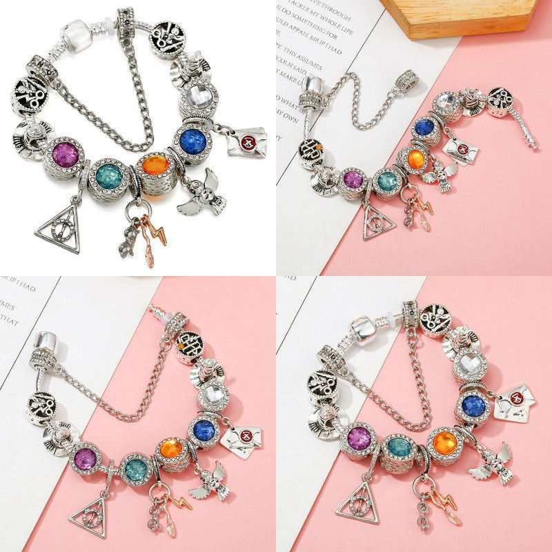 Marvel Spider-Man Charm Bracelet – Mask Clasp & Soaring City Beads
