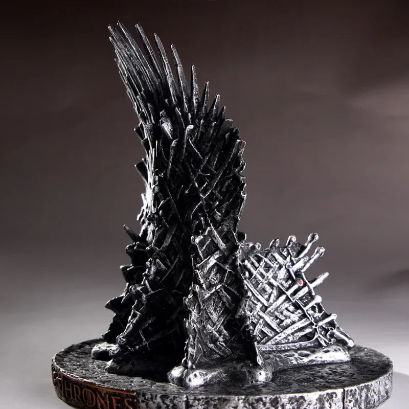 Game of Thrones Character Figurine – Collectible Desktop Decoration Statue