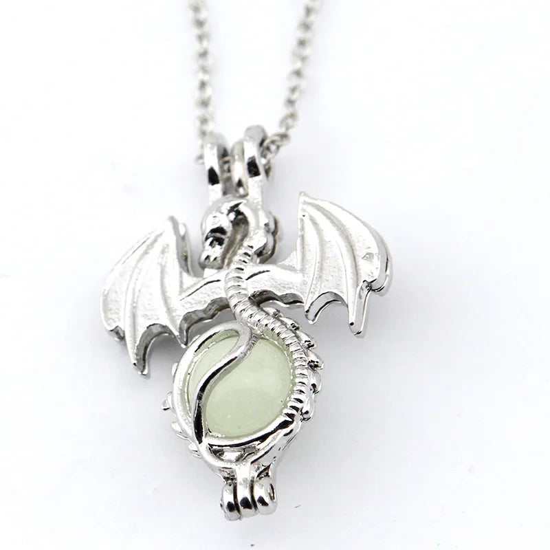 Game of Thrones House Stark Wolf Keychain – “Winter Is Coming” 3D Pendant