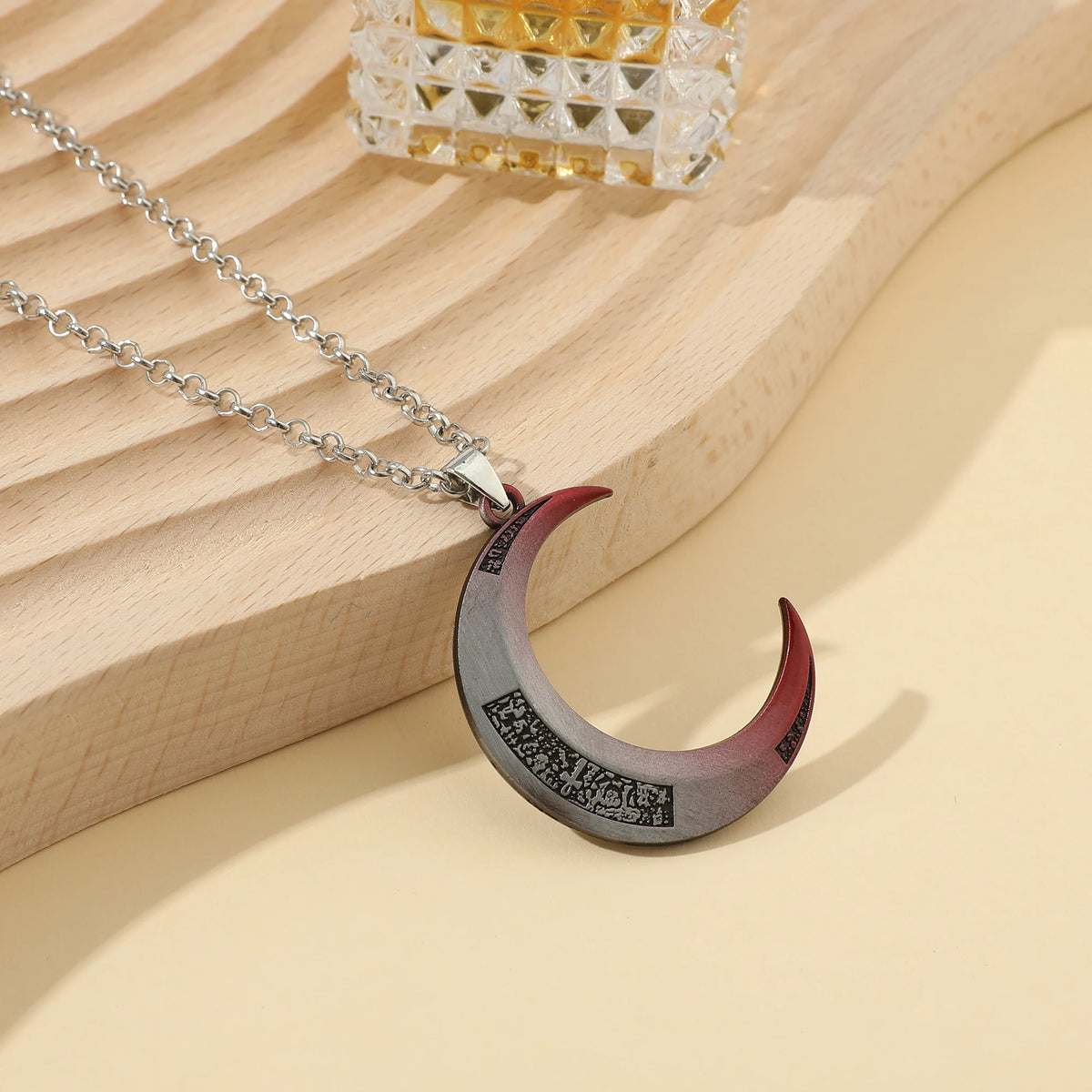Moon Knight Crescent Moon Necklace – Silver & Red Gradient Superhero Pendant