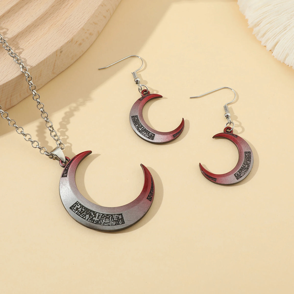 Moon Knight Crescent Moon Necklace – Silver & Red Gradient Superhero Pendant