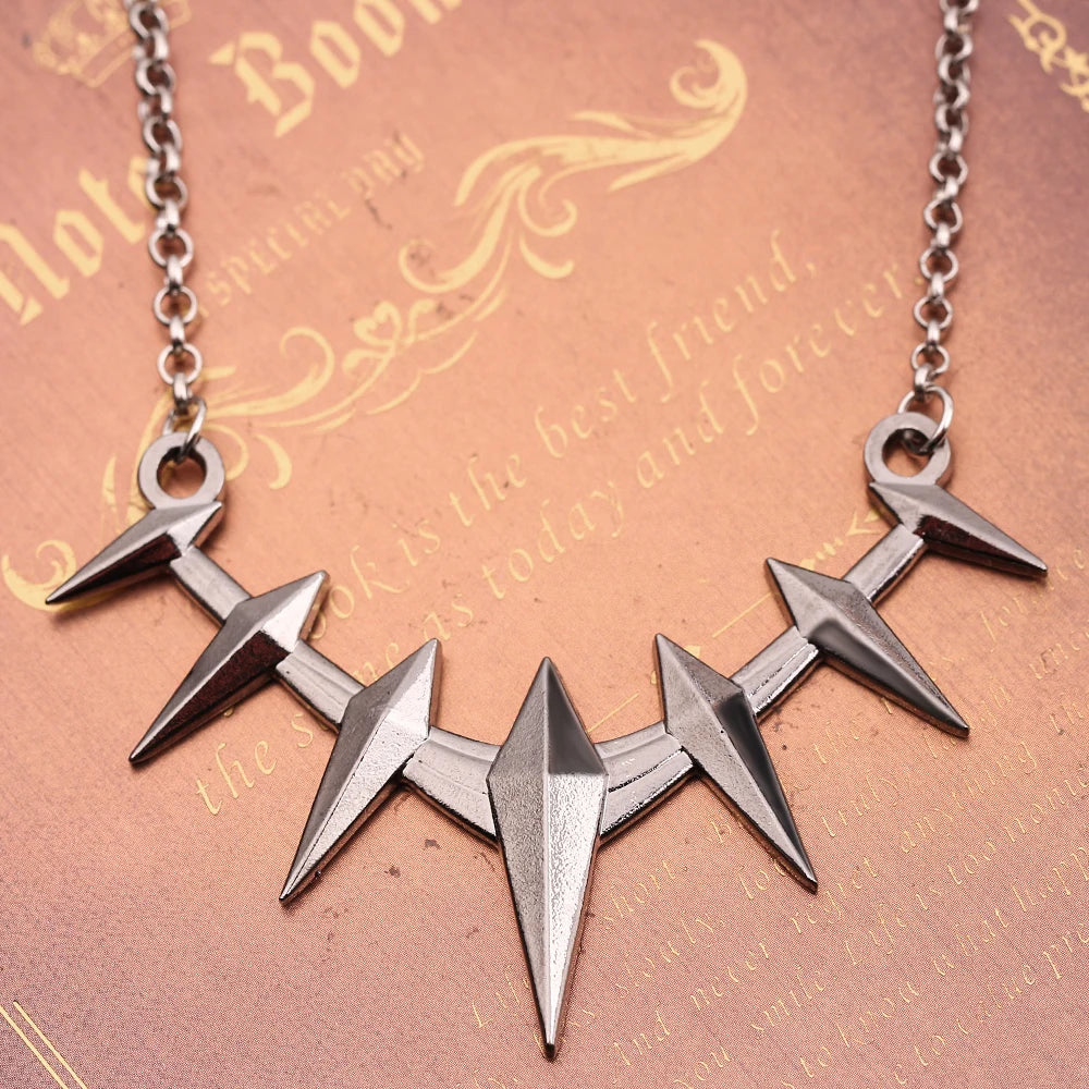 Black Panther Claw Necklace – Superhero Pendant Chain for Men