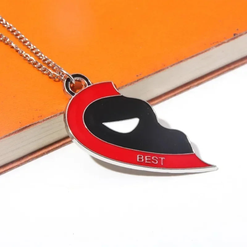 Deadpool & Wolverine Best Friends Keychain – Half-Heart Mask Pendant Set