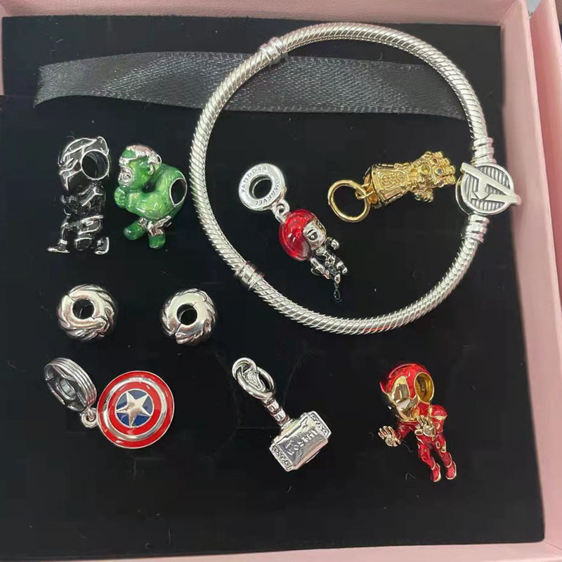 Marvel Spider-Man Charm Bracelet – Mask Clasp & Soaring City Beads